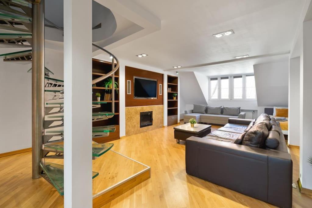 Apartament Comfortable - City Center - - Piwna *